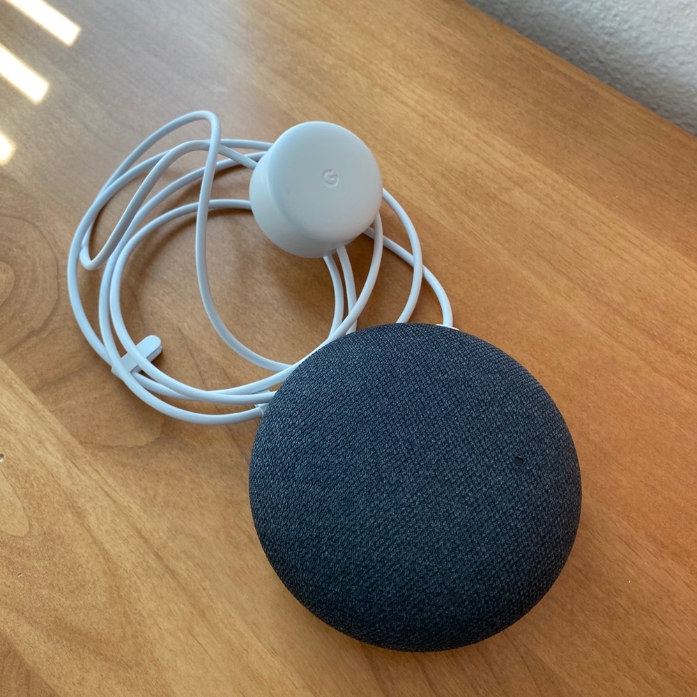 Google Home Mini